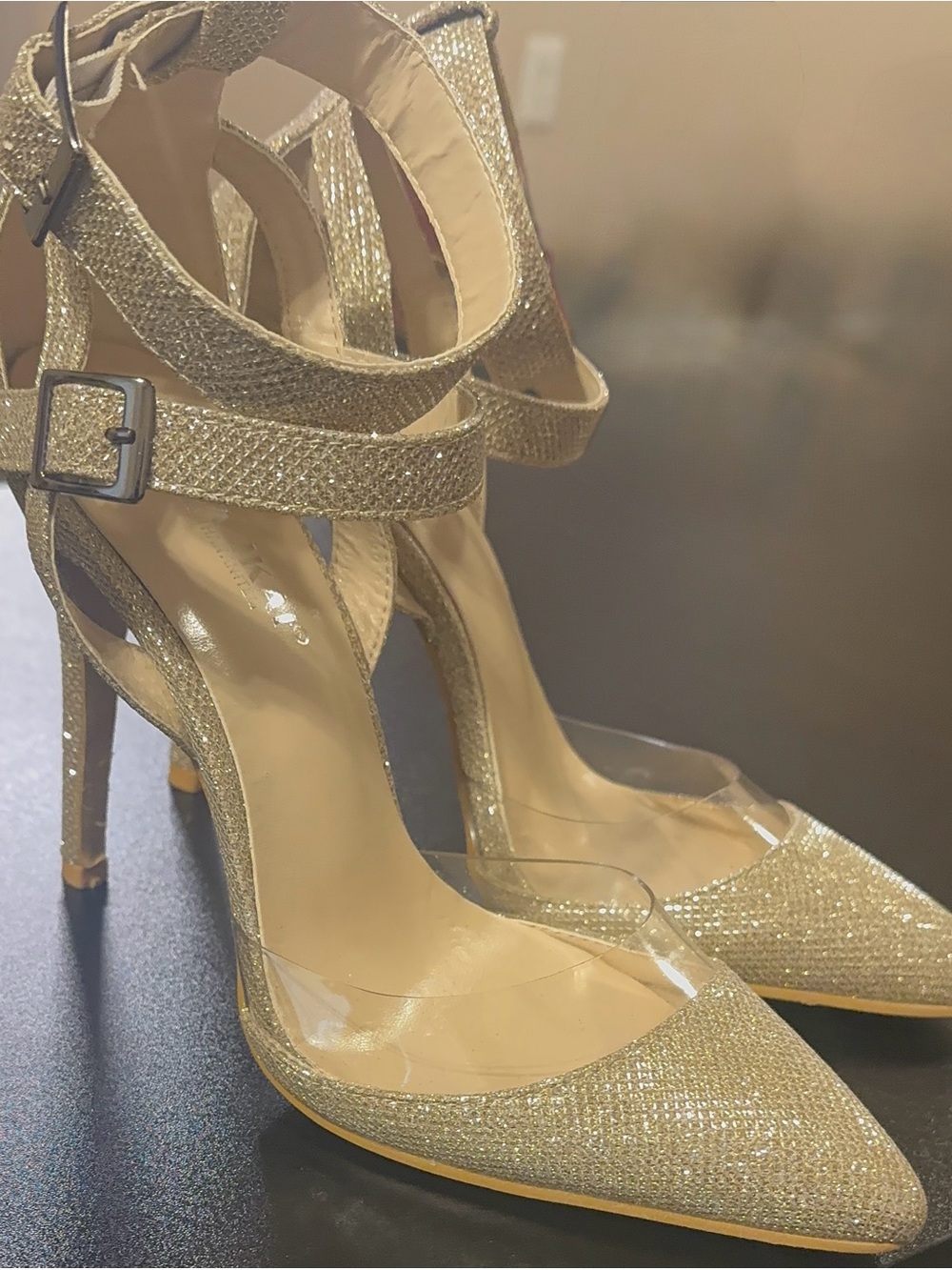 Women's Gold Glitter Pointed-Toe Stiletto Heels with Ankle Straps